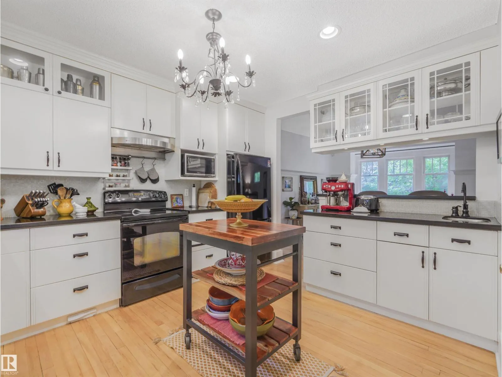 10943 125 ST NW