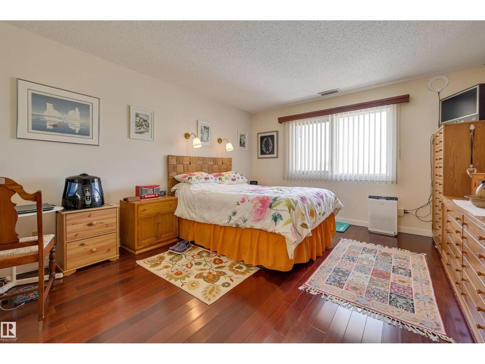 #408 14810 51 AV NW