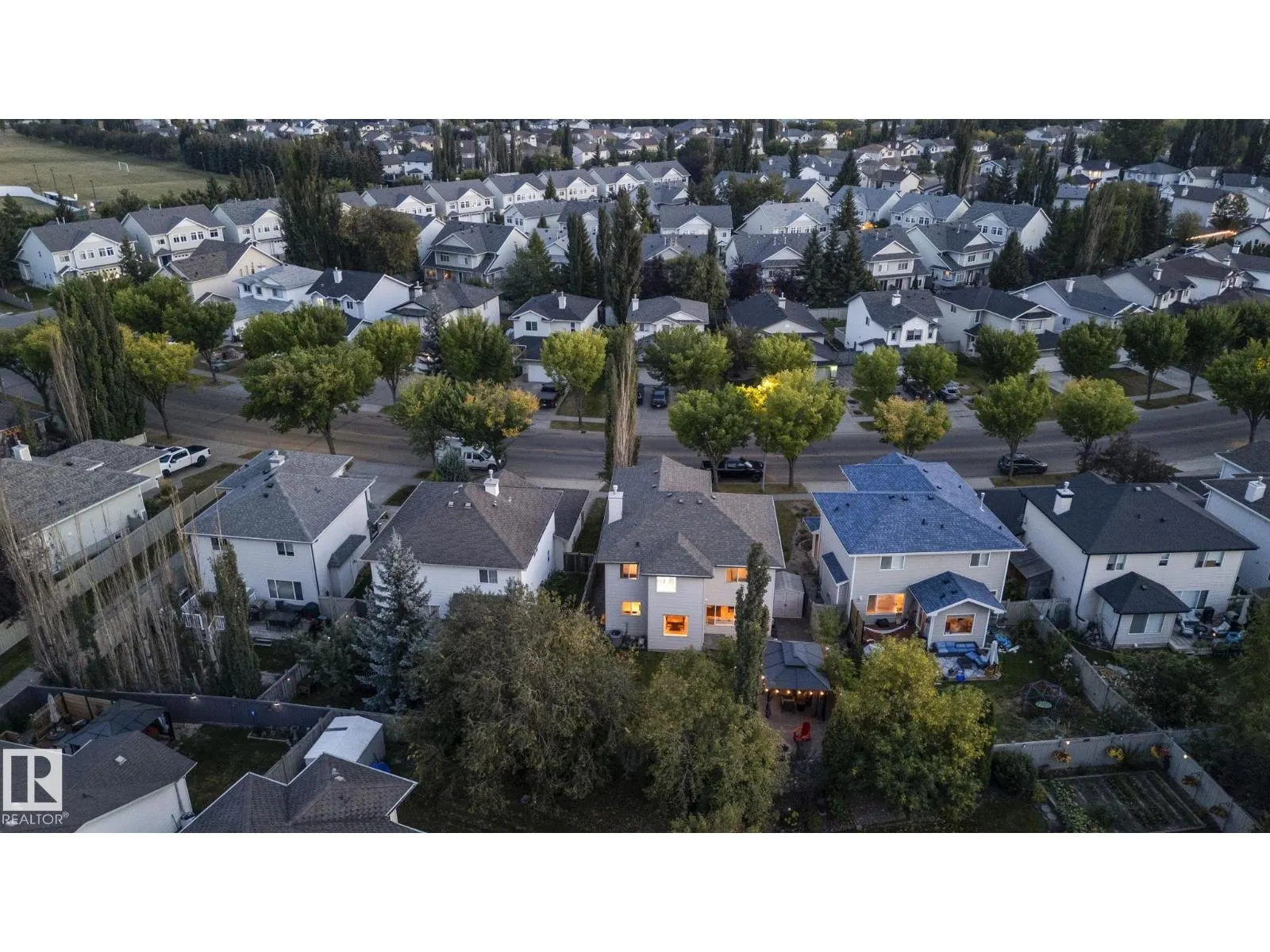 185 ERIN RIDGE DR