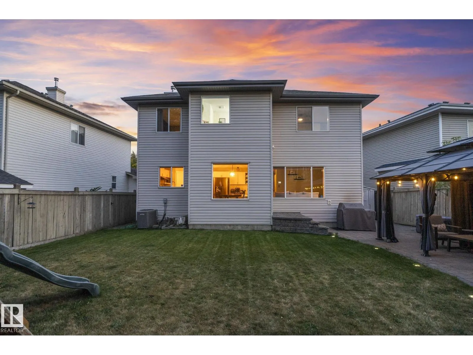 185 ERIN RIDGE DR
