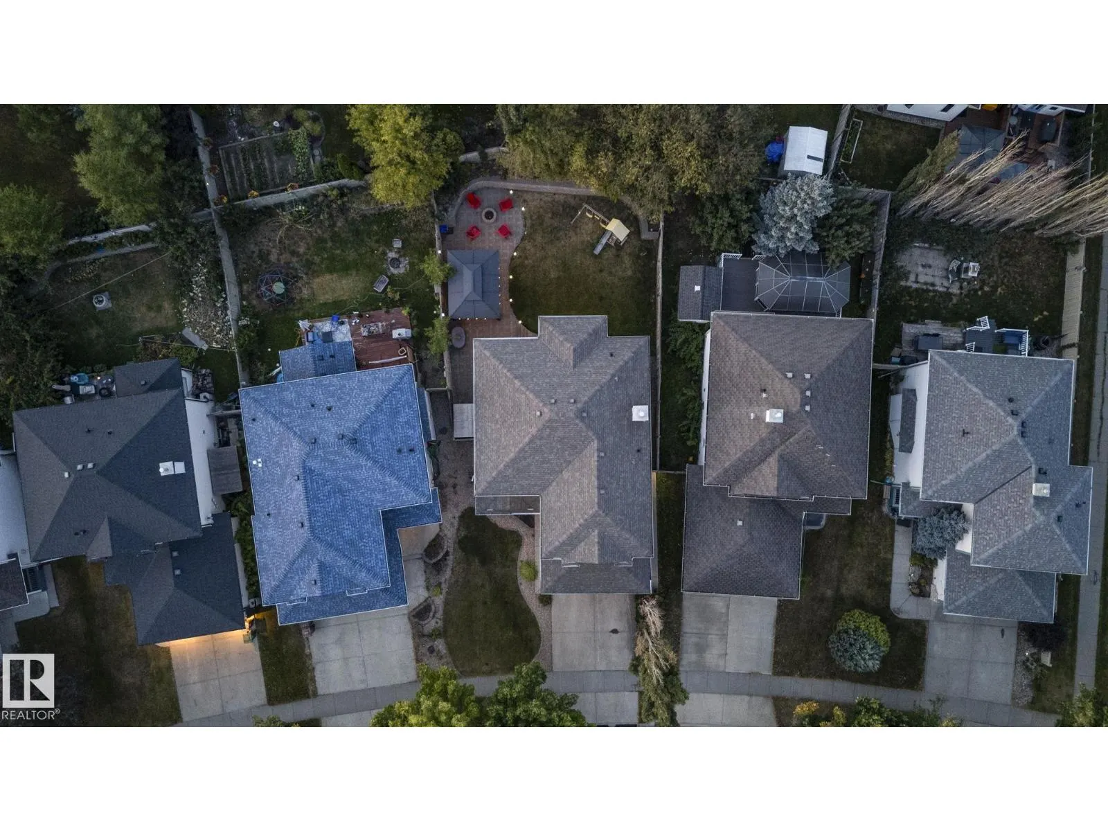 185 ERIN RIDGE DR