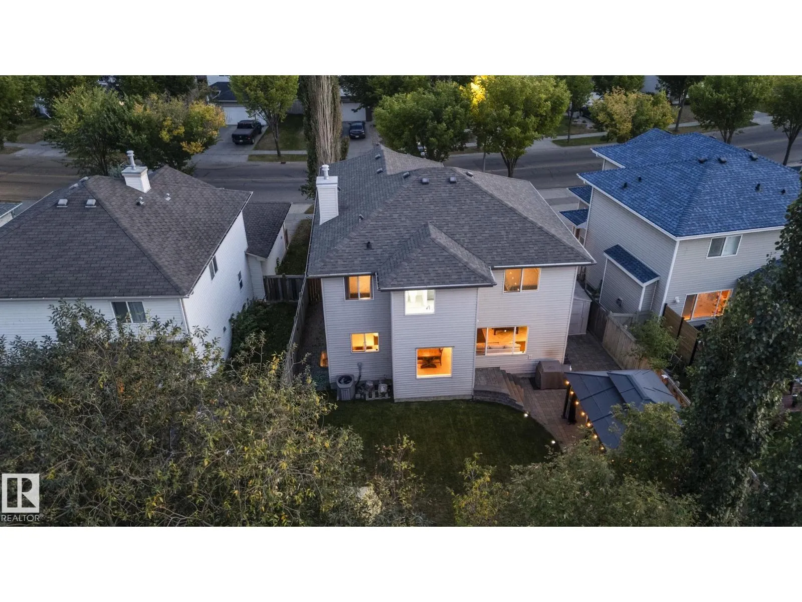 185 ERIN RIDGE DR