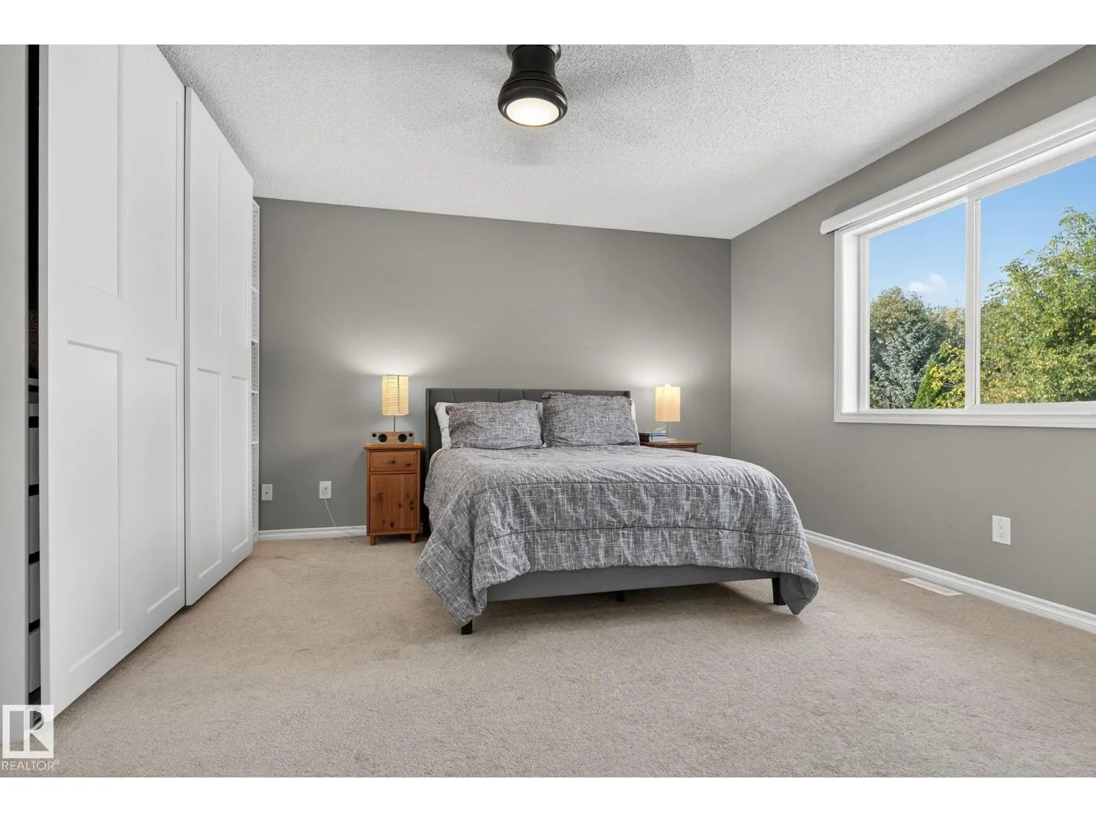 185 ERIN RIDGE DR