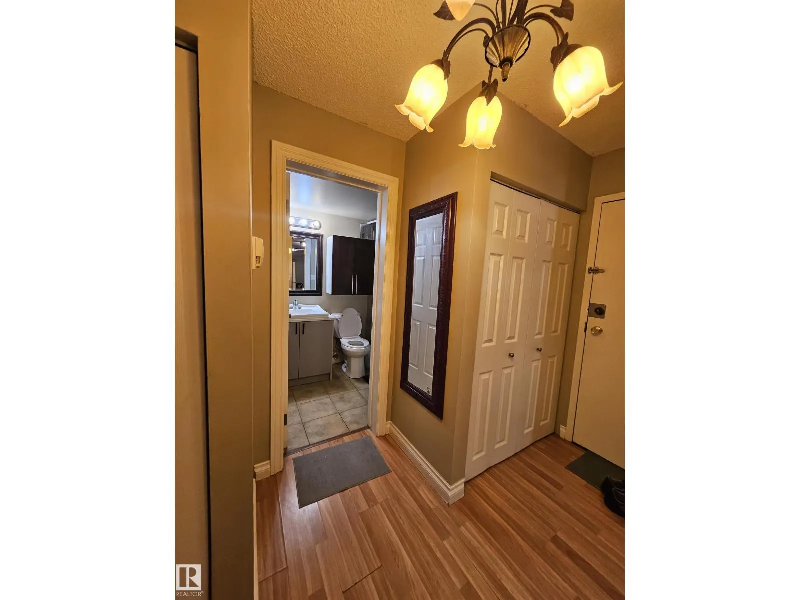 #102 12223 82 ST NW