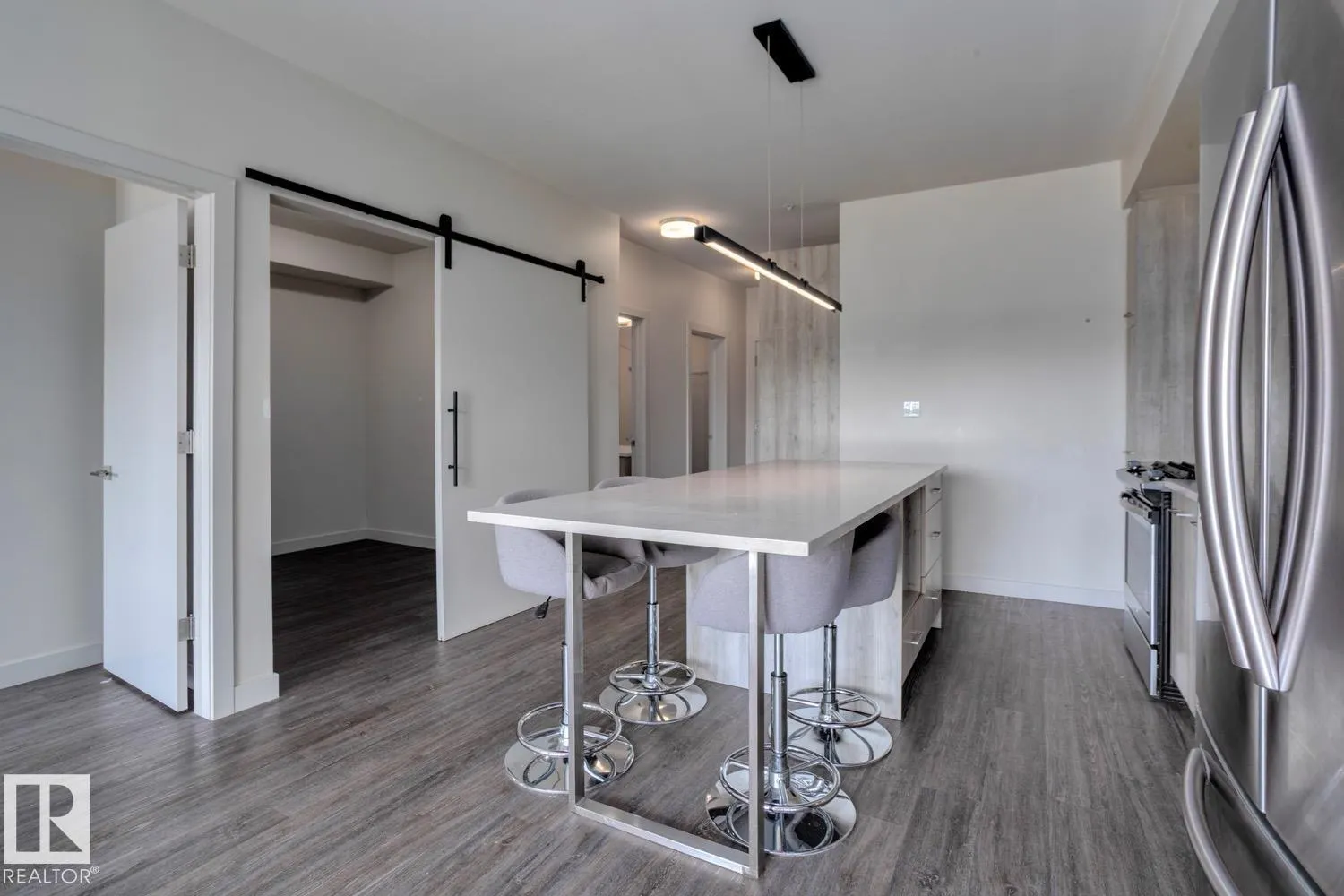 #304 10837 83 AV NW