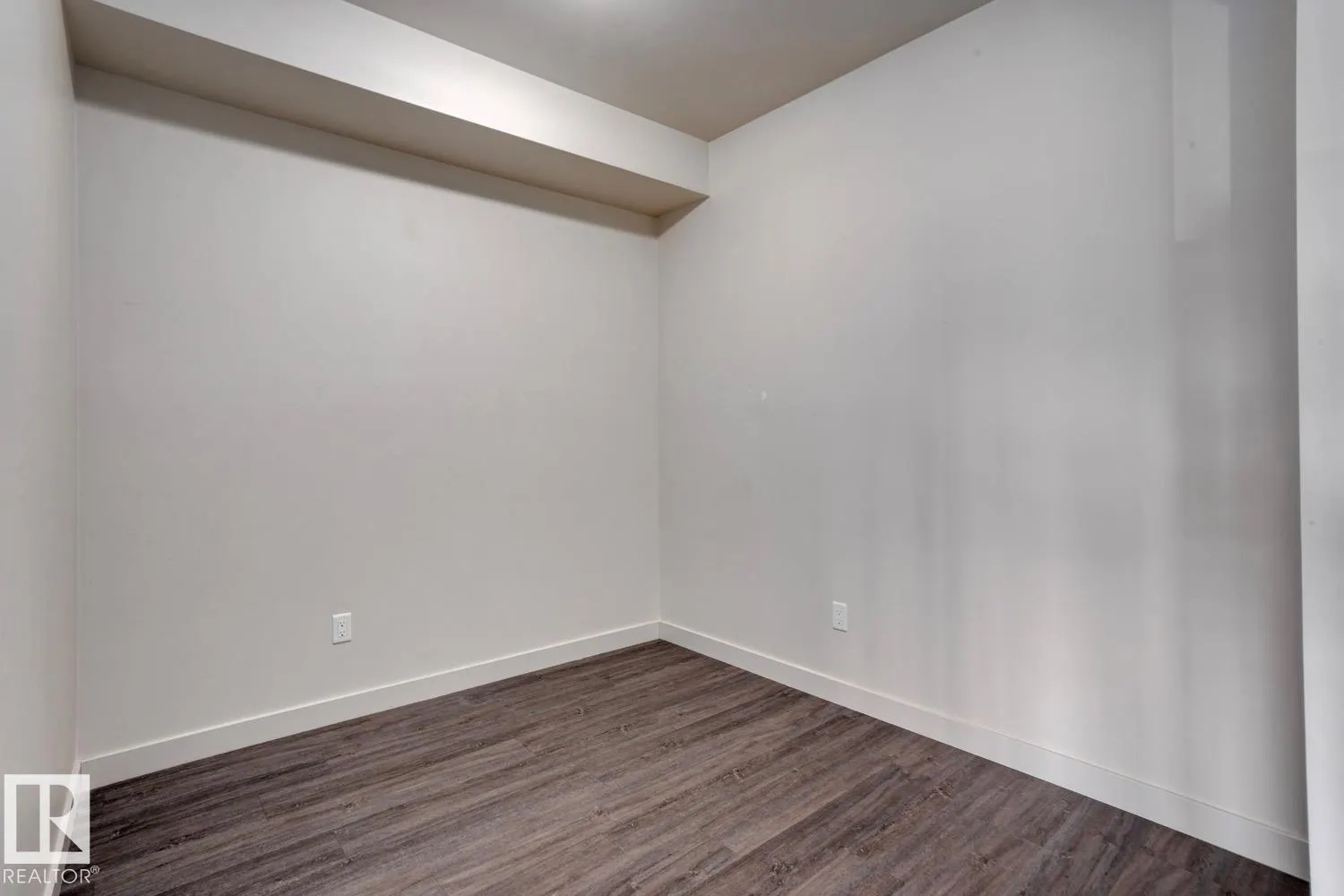 #304 10837 83 AV NW