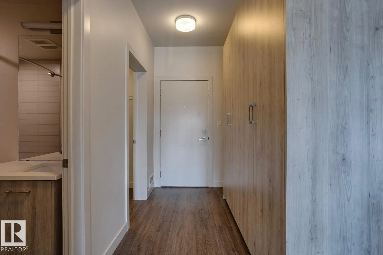 #304 10837 83 AV NW