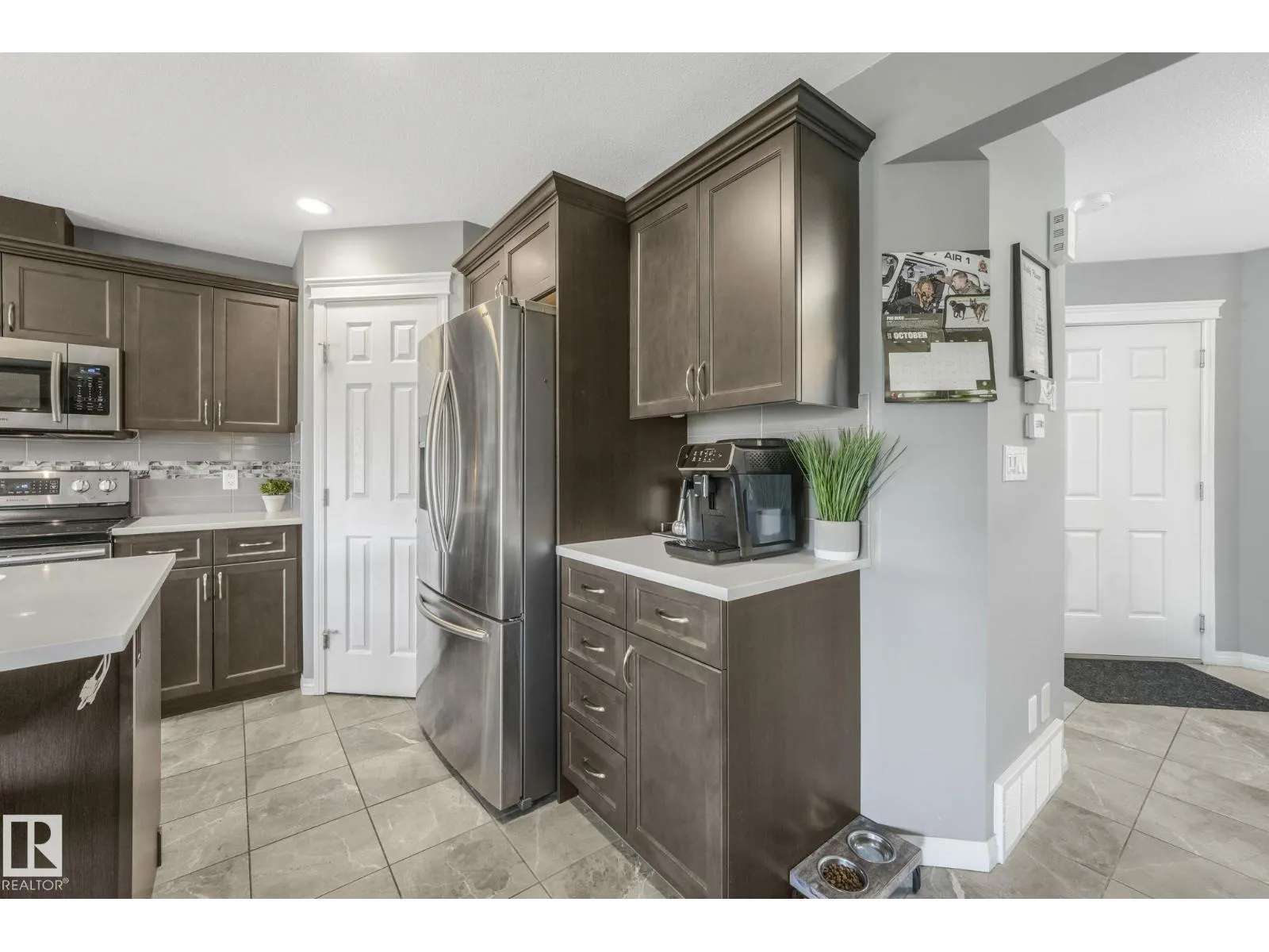 12828 207 ST NW