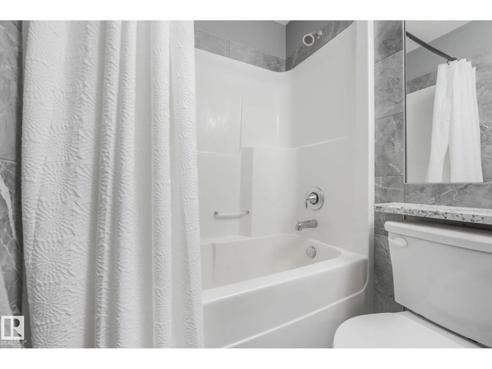 12828 207 ST NW