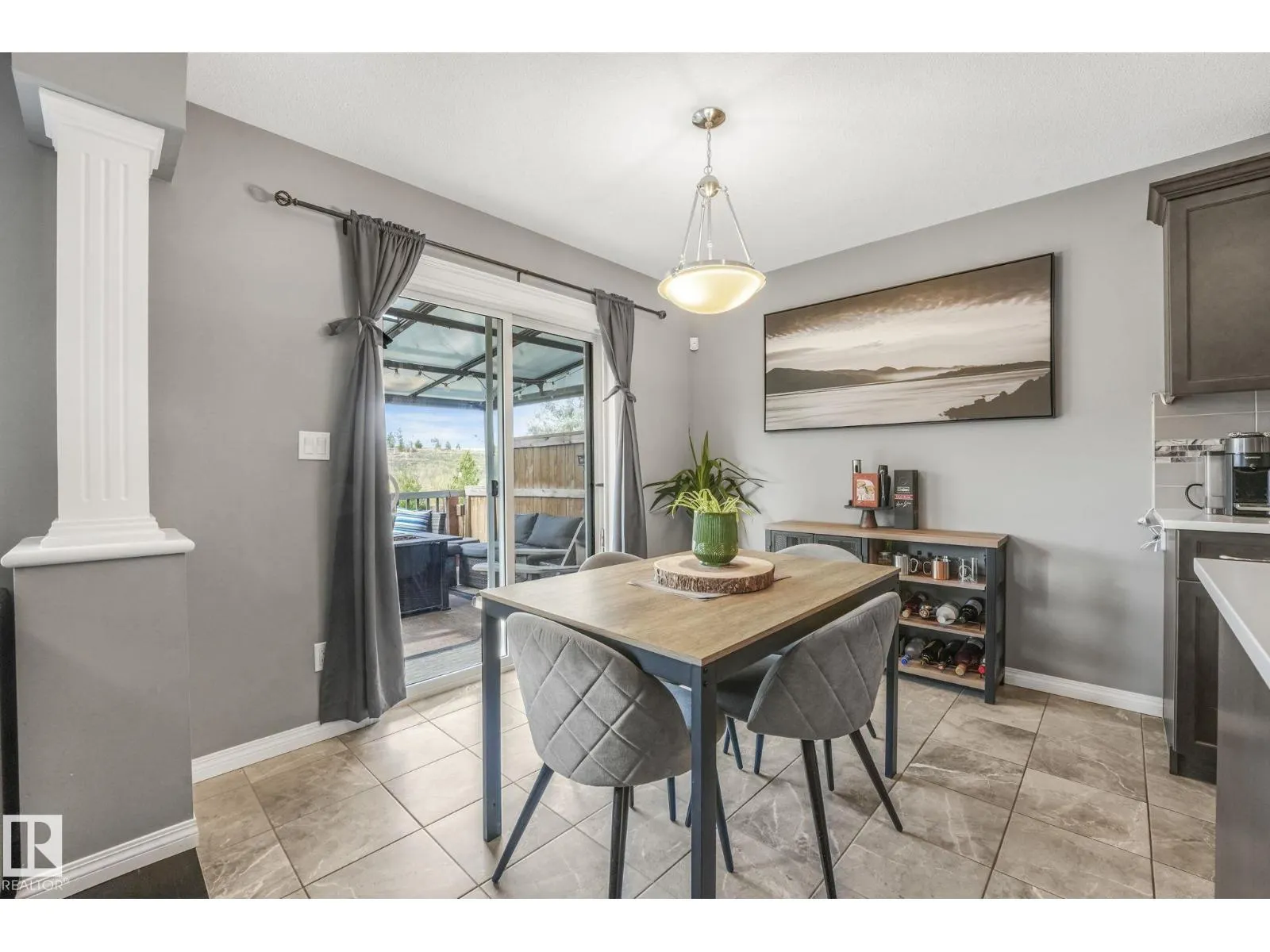 12828 207 ST NW