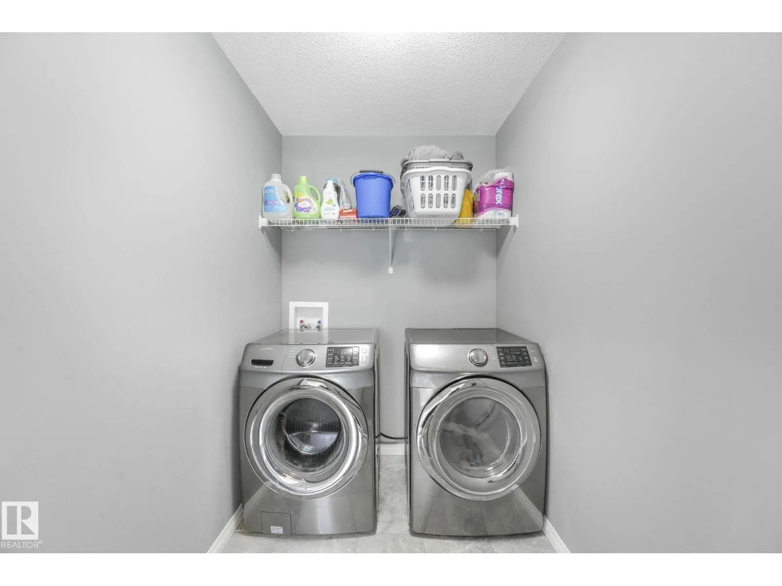 12828 207 ST NW