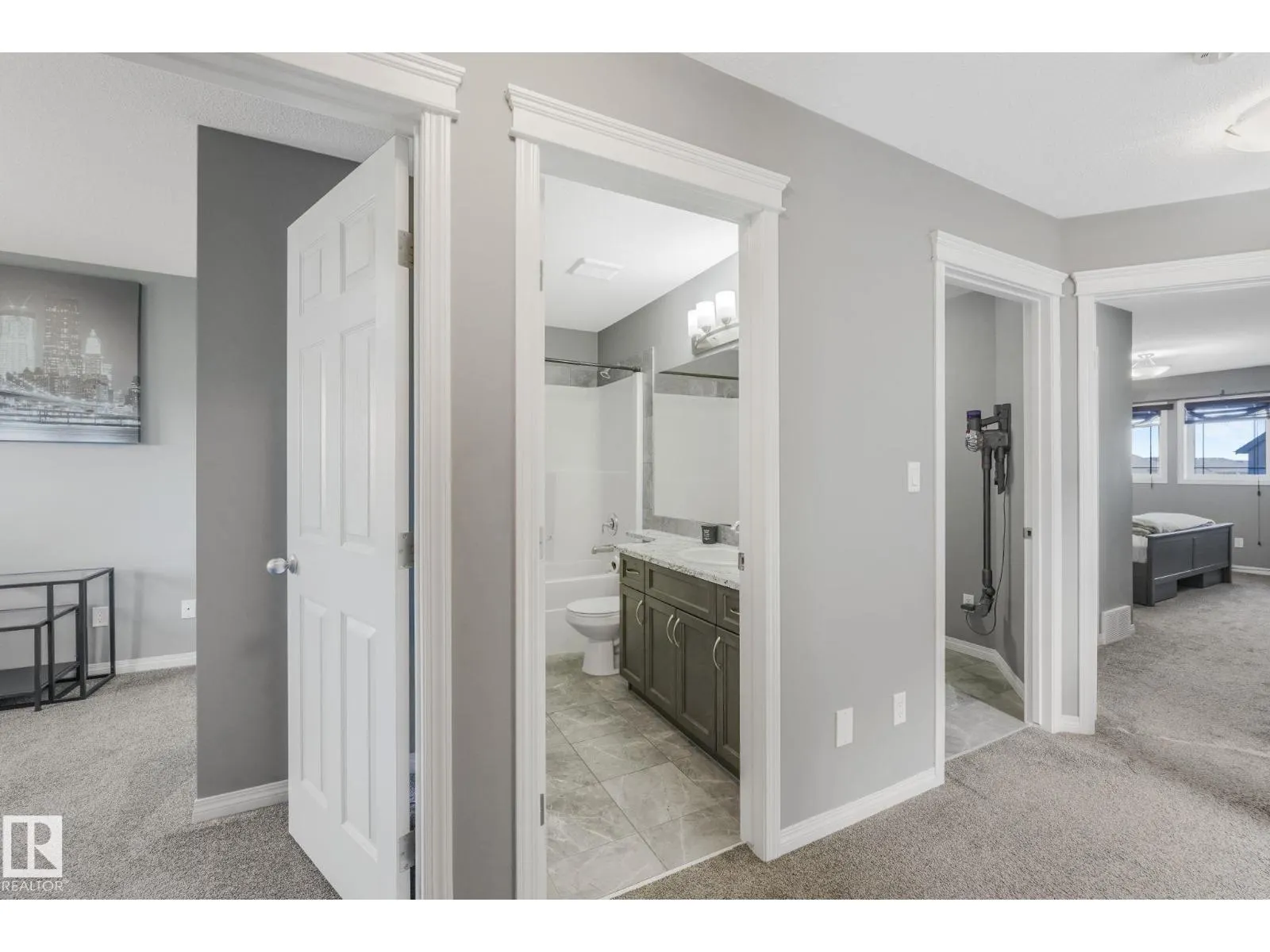 12828 207 ST NW