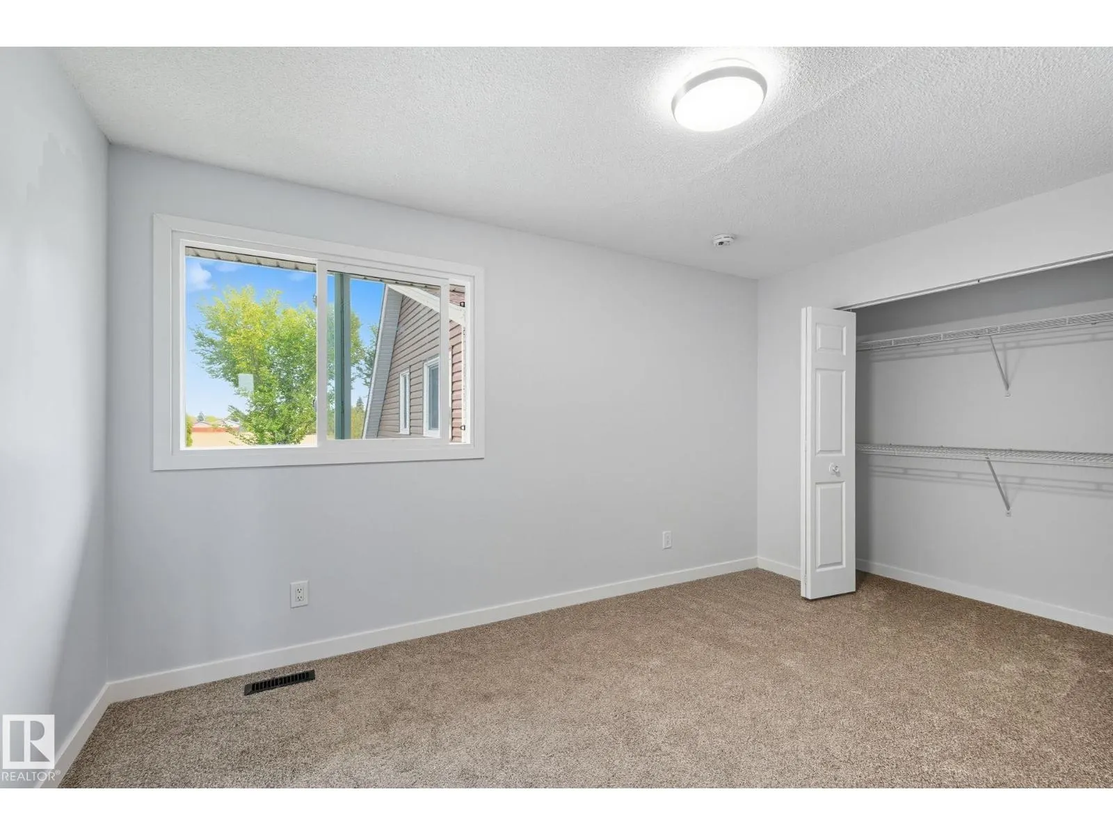 13251 47 ST NW