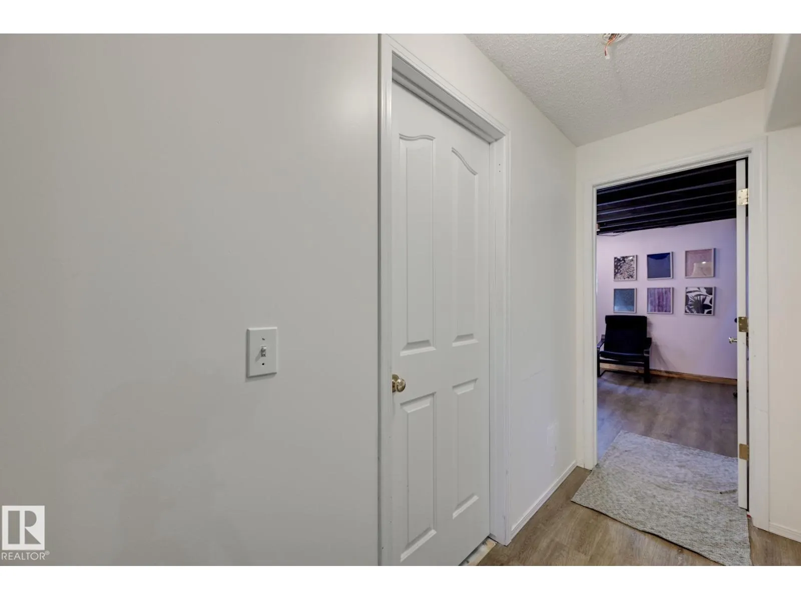 2 WESTWOOD WY