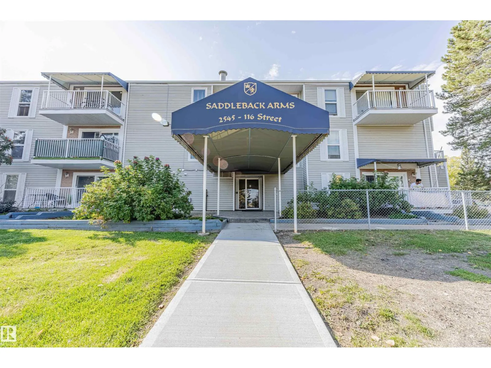 #306 2545 116 ST NW