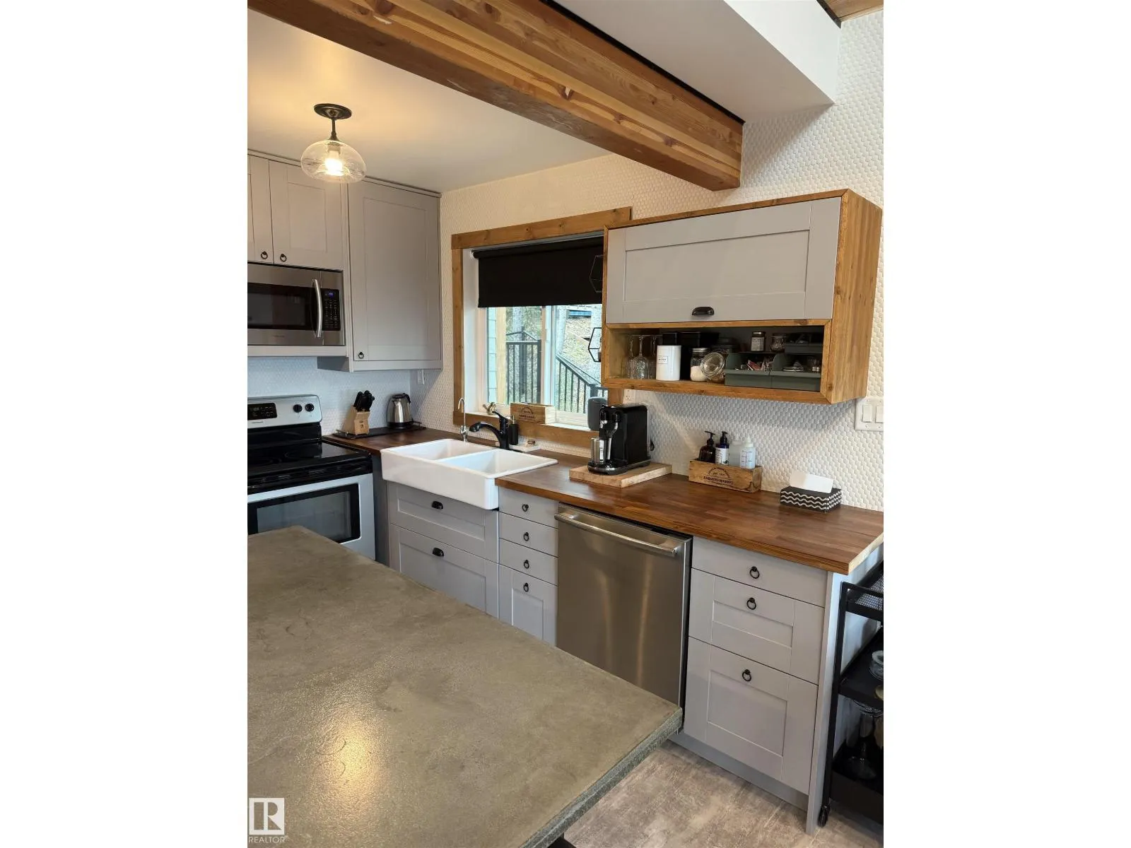 #23 2332 TWP 521 Parkland County