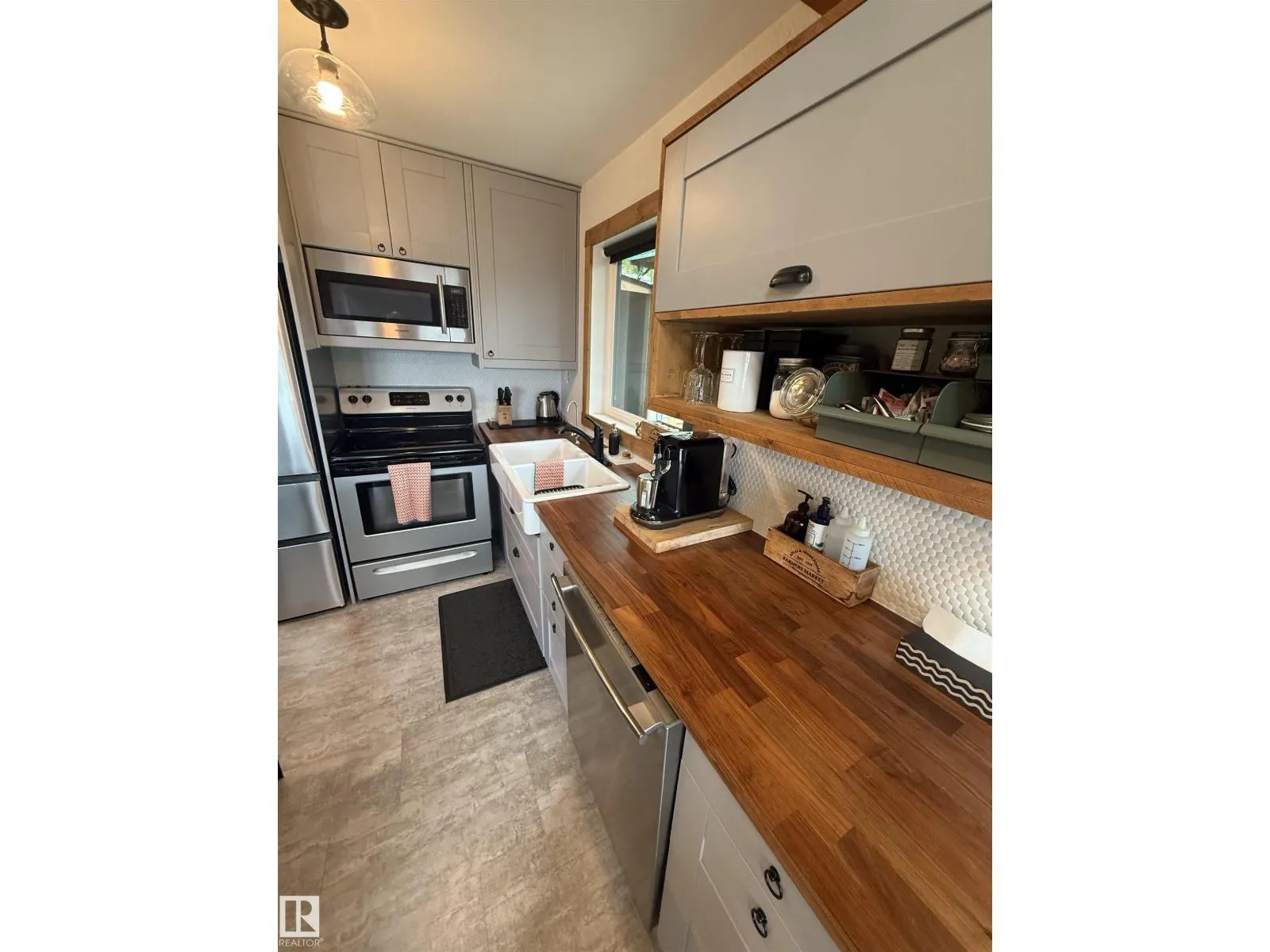 #23 2332 TWP 521 Parkland County