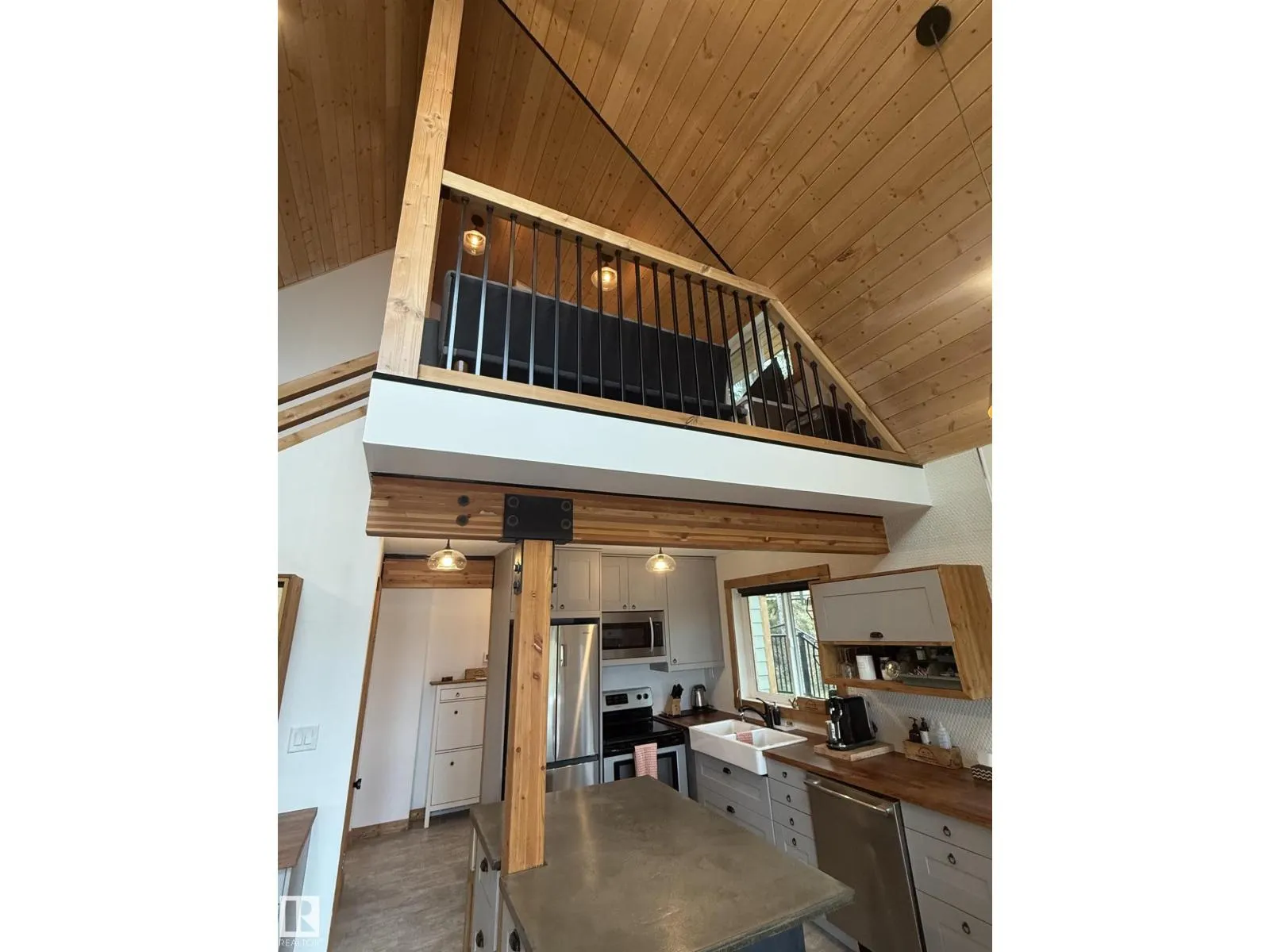 #23 2332 TWP 521 Parkland County