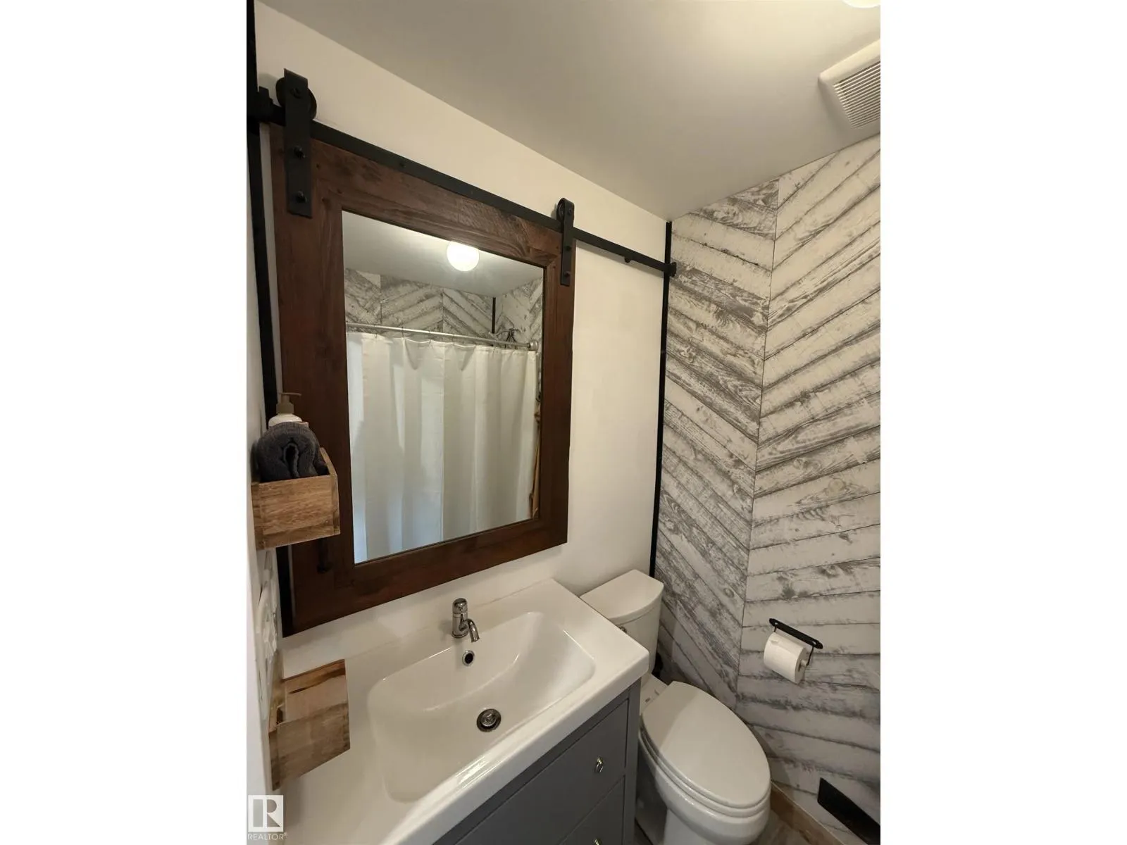 #23 2332 TWP 521 Parkland County