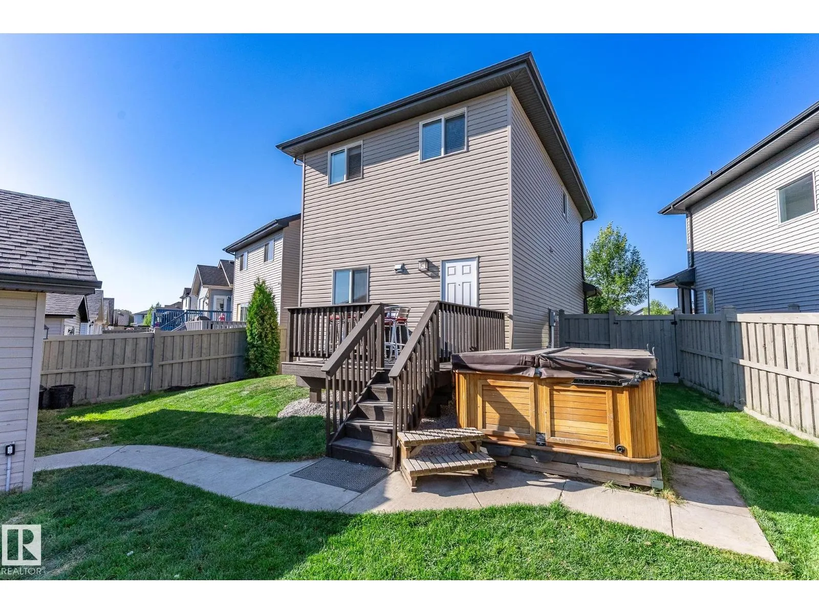 7074 CARDINAL WY SW