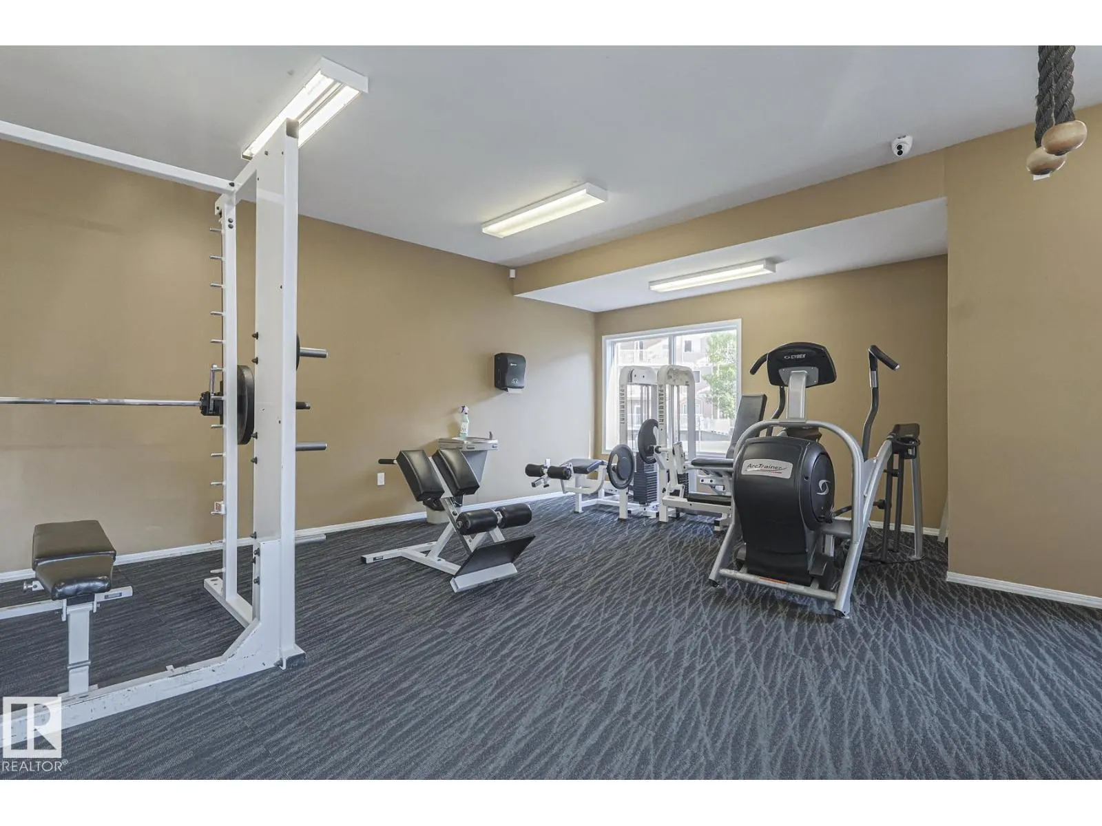 #101 4304 139 AV NW NW