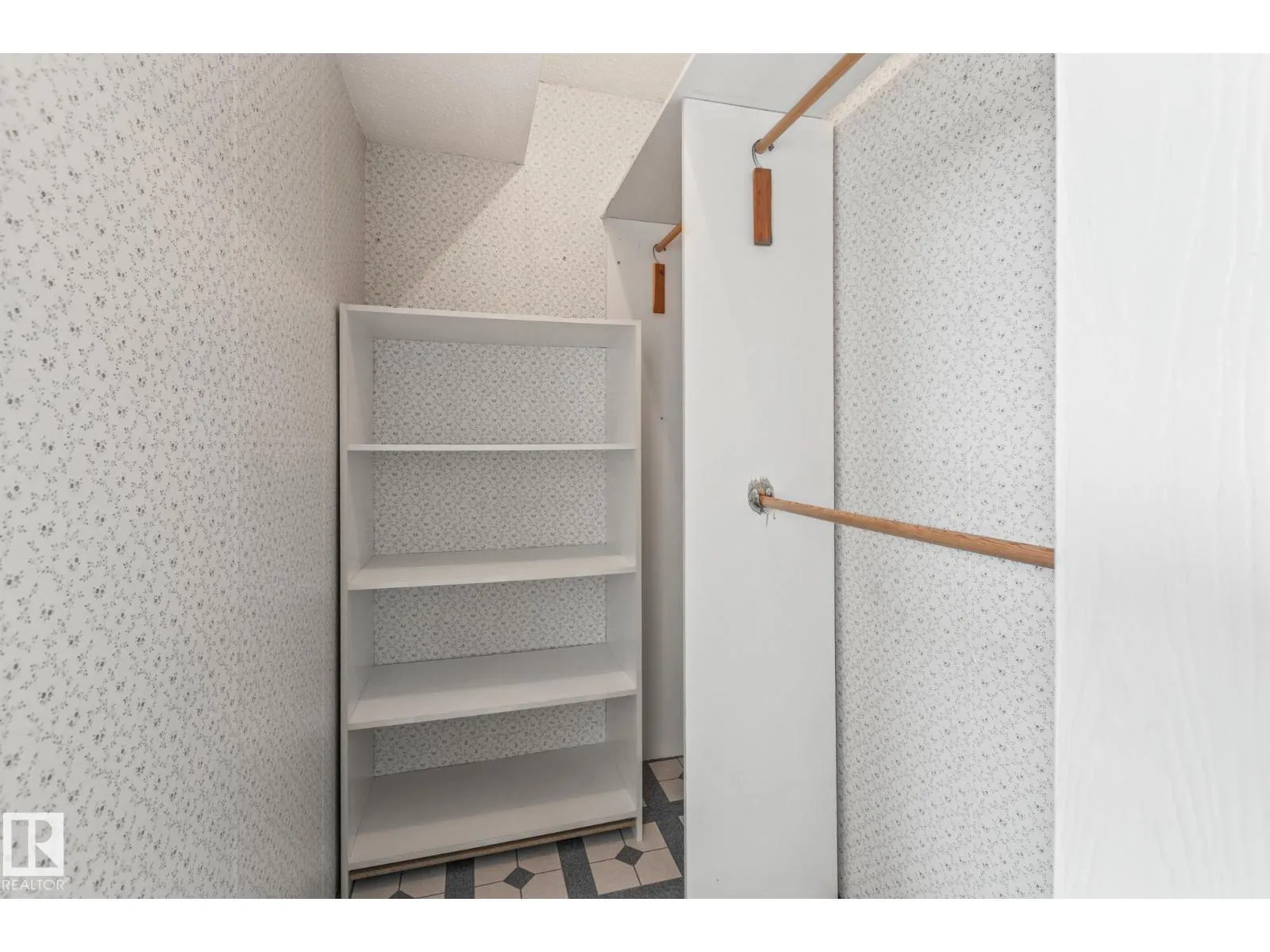 9331 172 ST NW