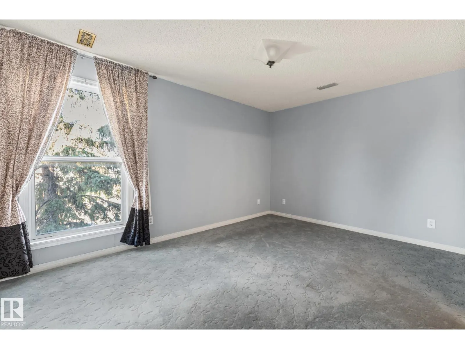 9331 172 ST NW