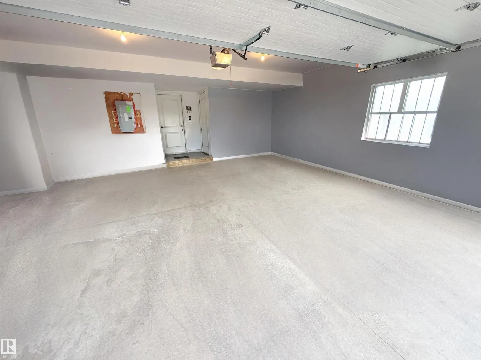 #41 50 MCLAUGHLIN DR
