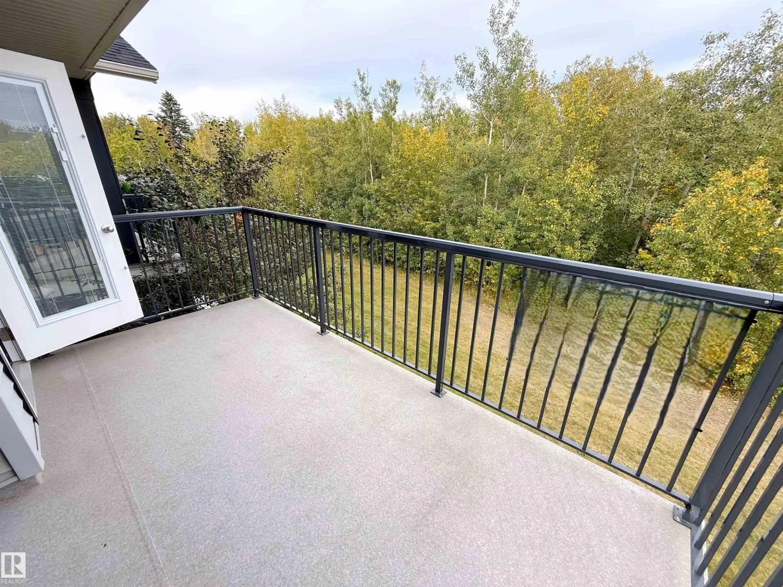 #41 50 MCLAUGHLIN DR