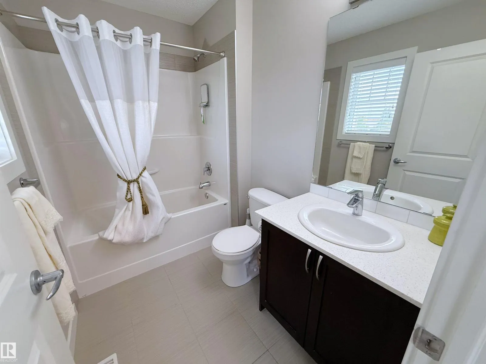 #41 50 MCLAUGHLIN DR