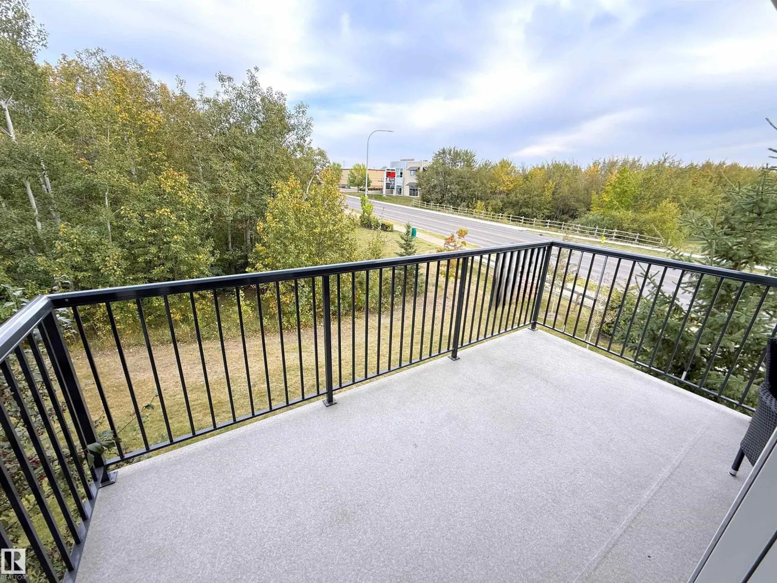 #41 50 MCLAUGHLIN DR
