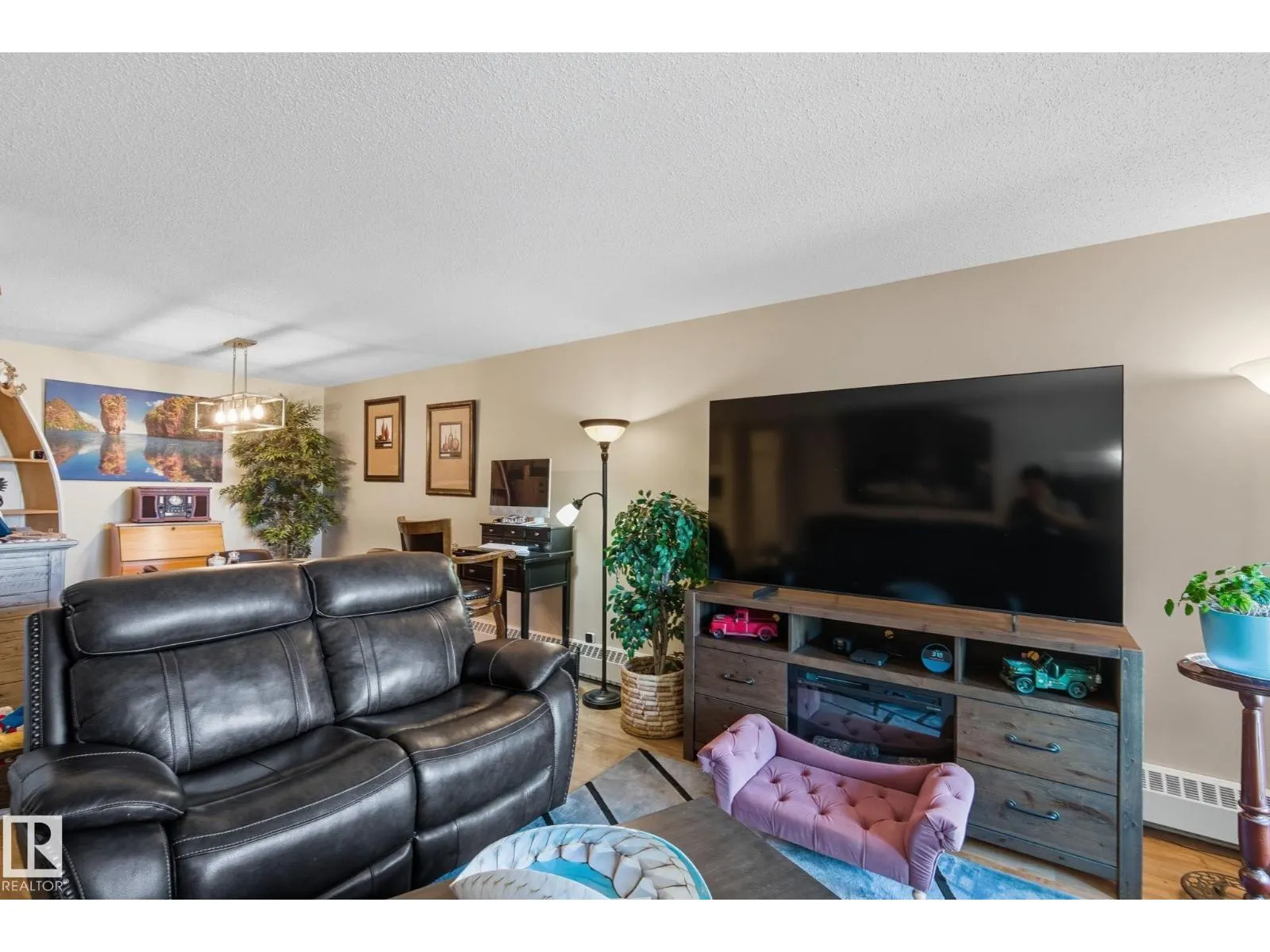 #411 18004 95 Ave NW