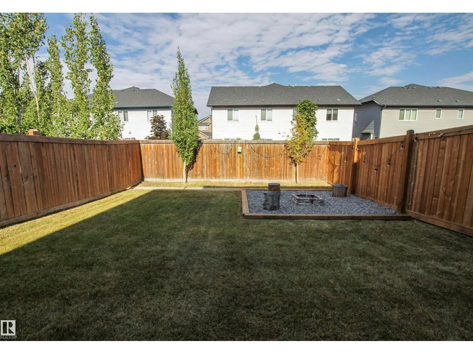 26 AMBLESIDE WY