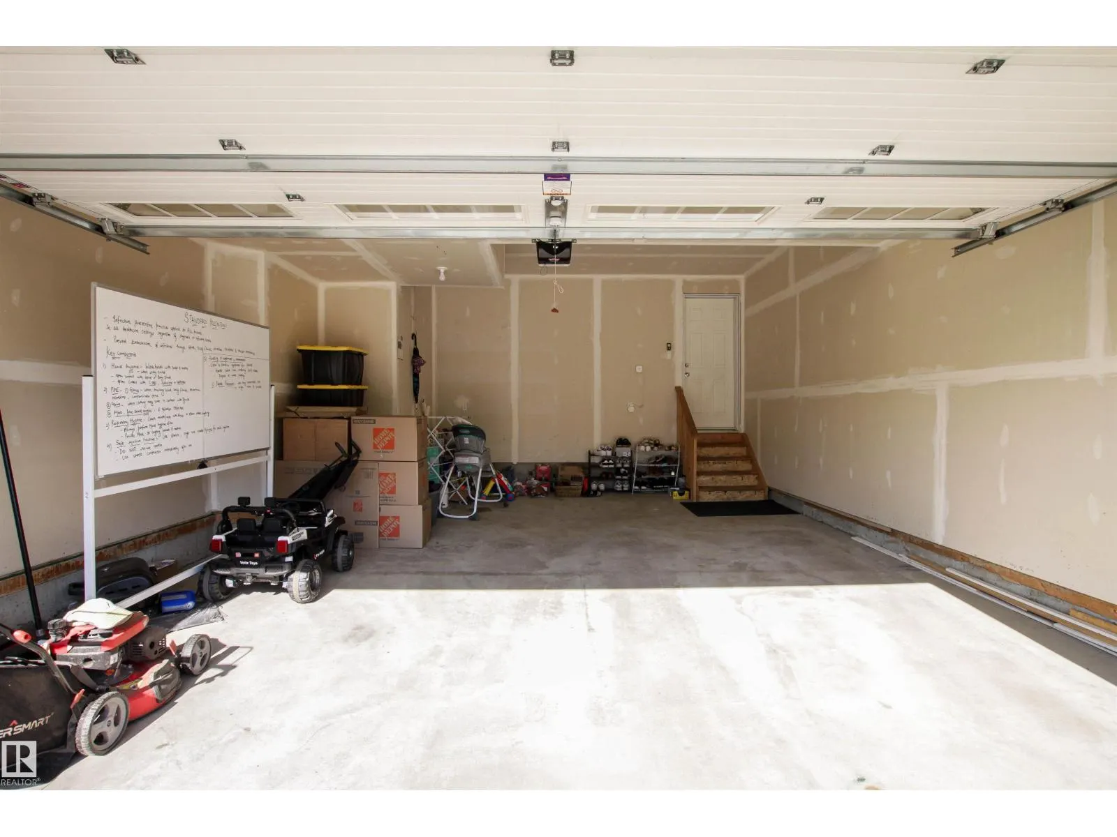 26 AMBLESIDE WY