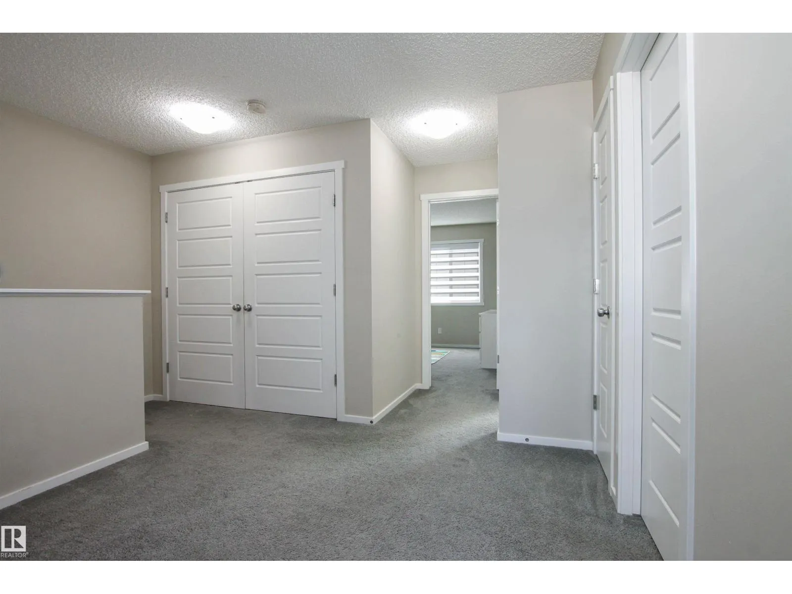 26 AMBLESIDE WY