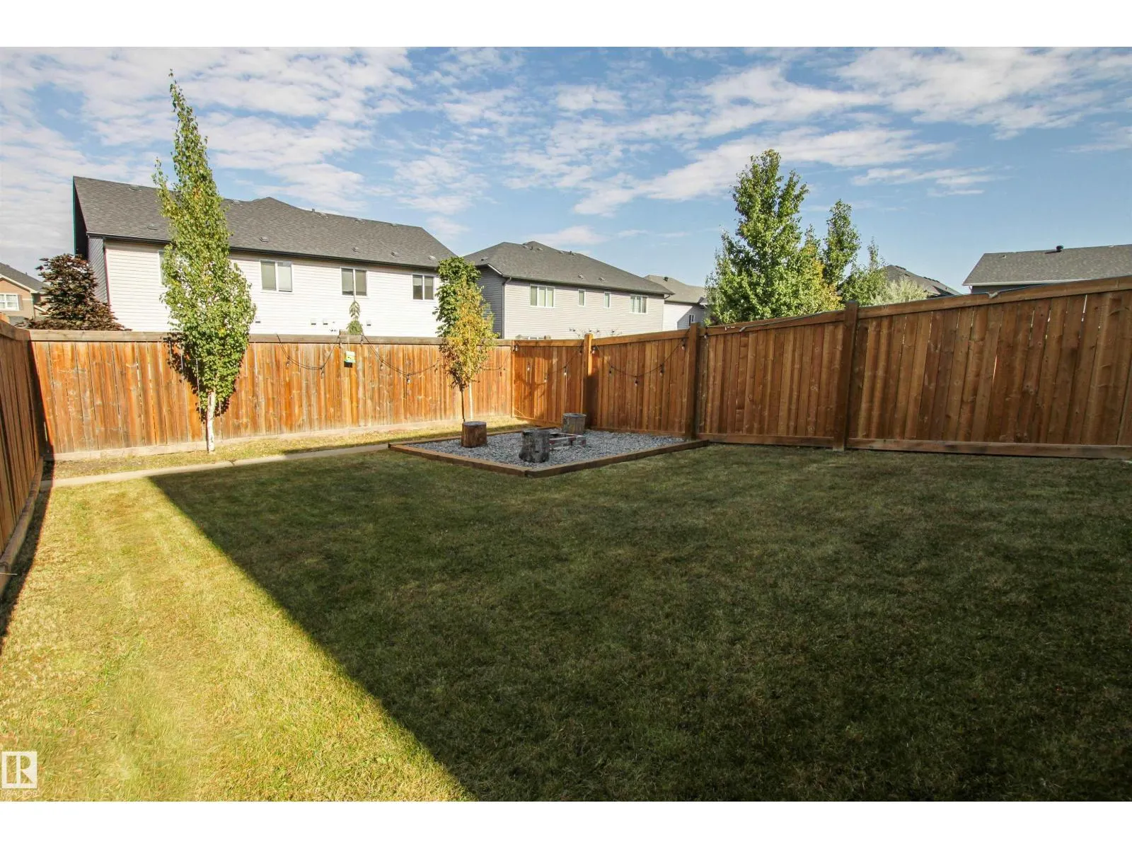 26 AMBLESIDE WY