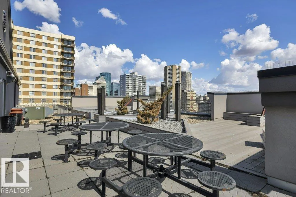 #904 9819 104 ST NW