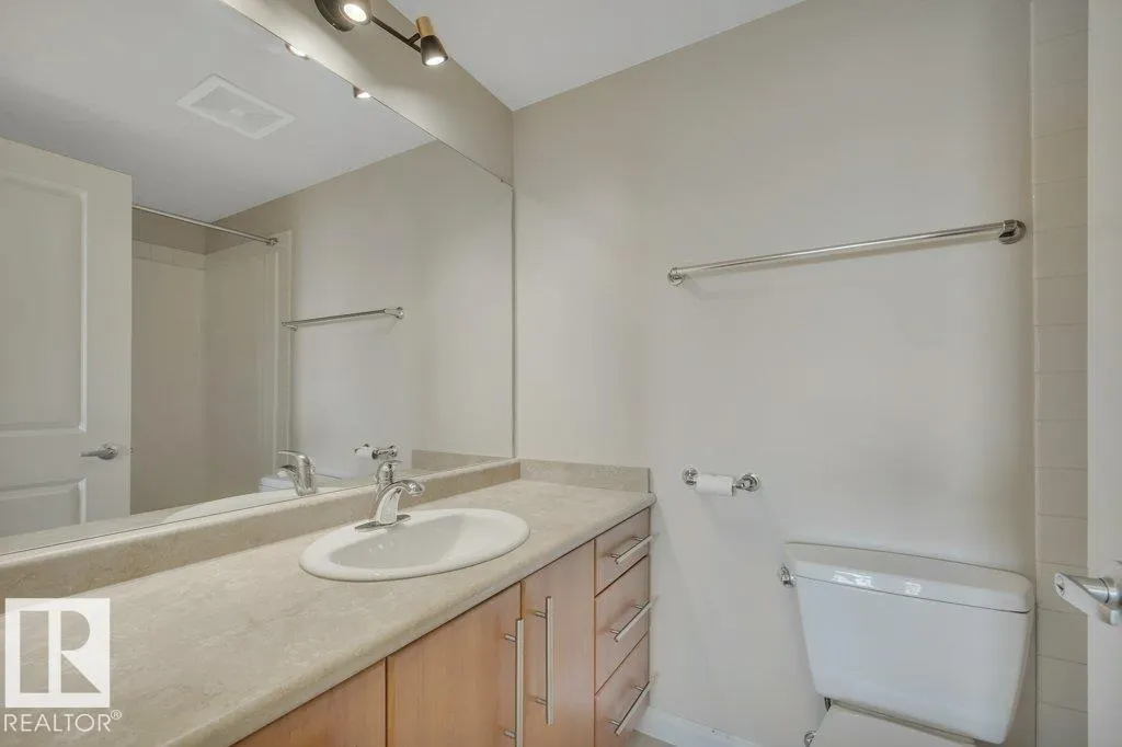 #904 9819 104 ST NW