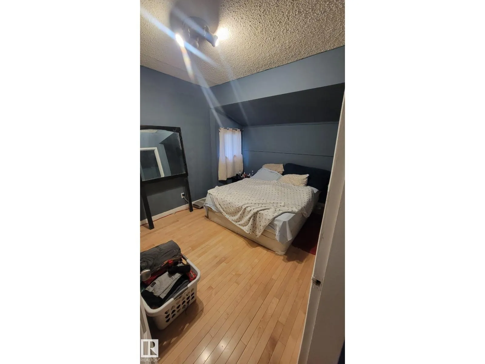 10722 106 ST NW