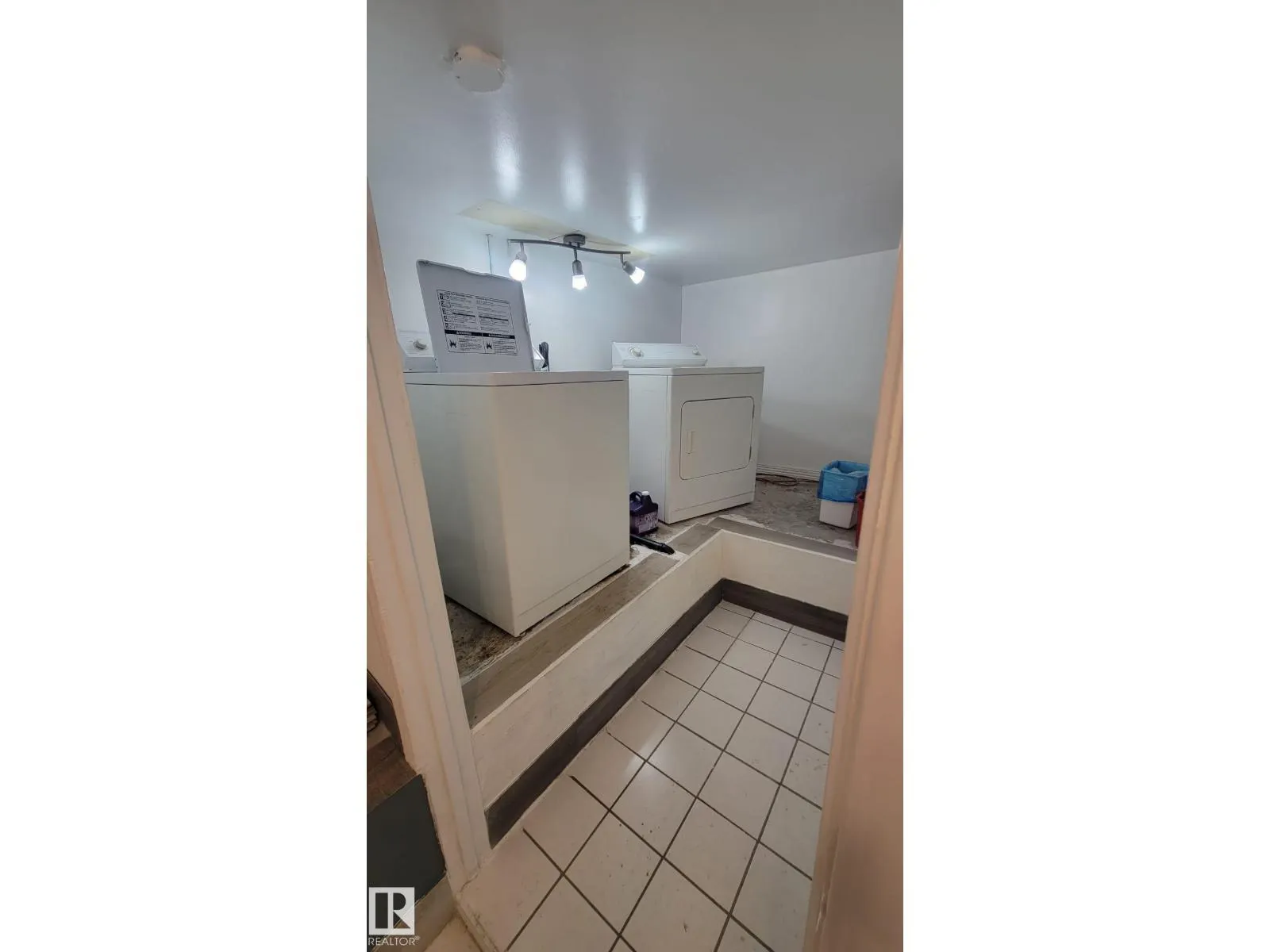 10722 106 ST NW