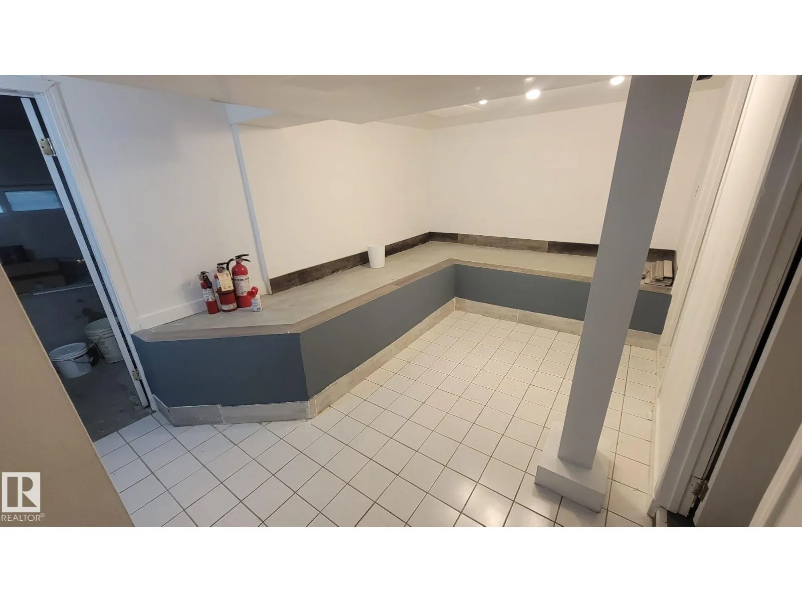 10722 106 ST NW