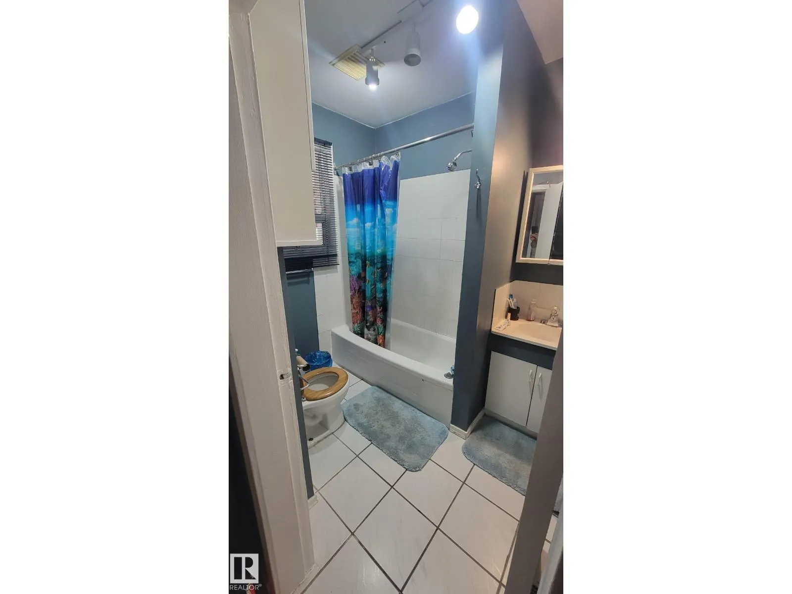 10722 106 ST NW