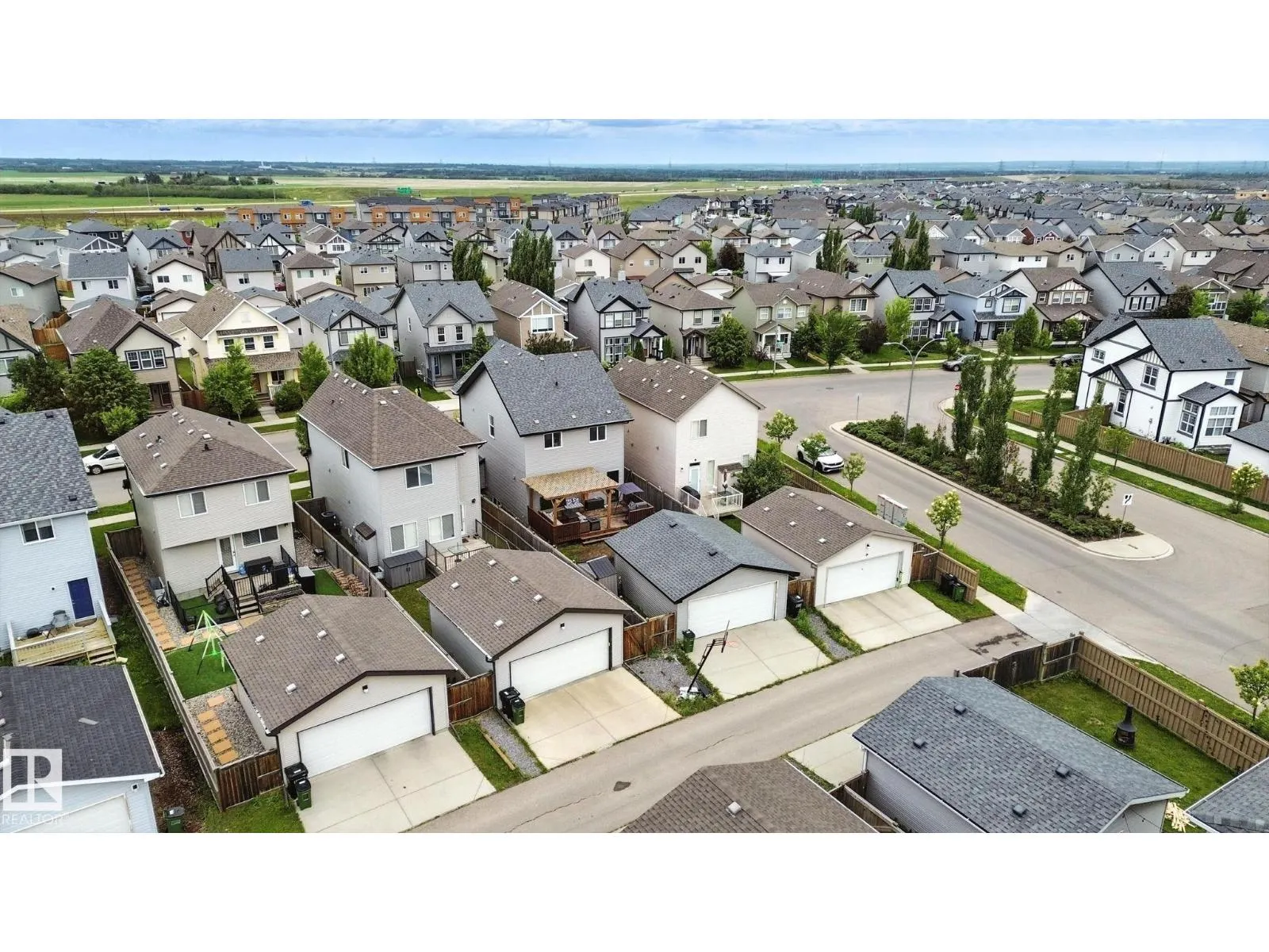1194 MCCONACHIE BV NW