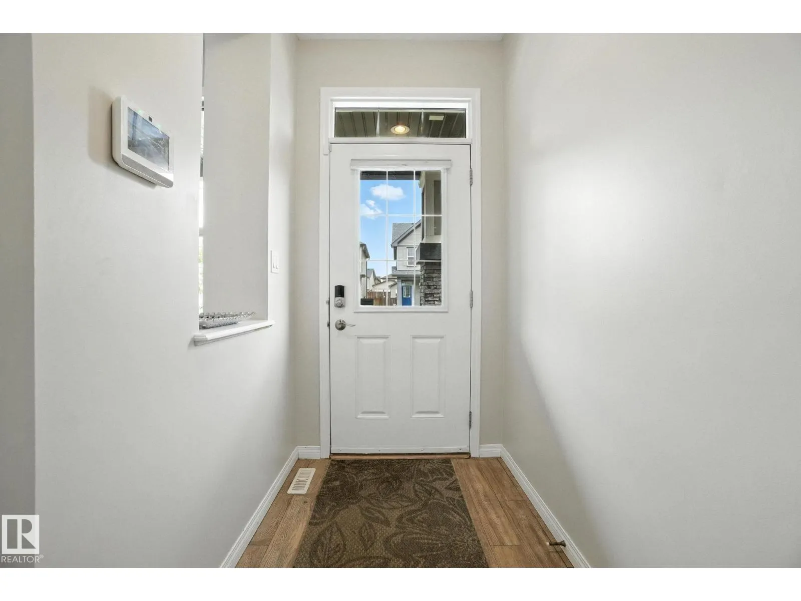 1194 MCCONACHIE BV NW