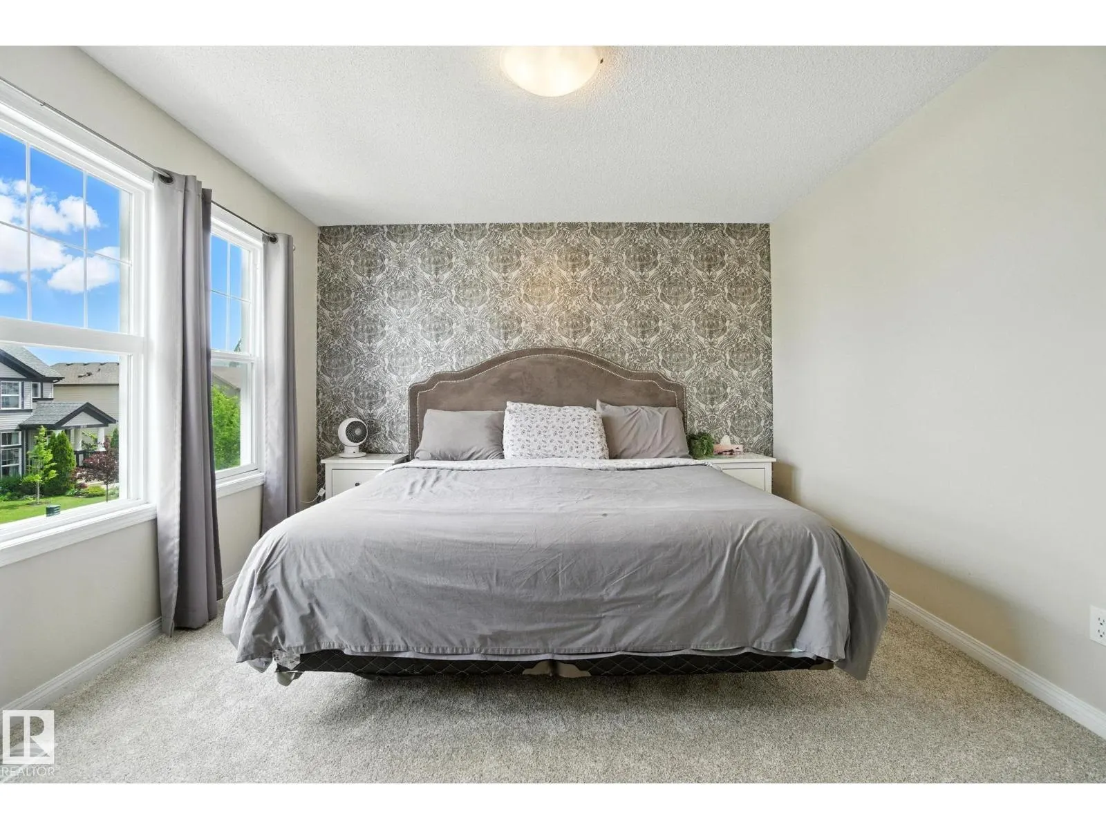 1194 MCCONACHIE BV NW