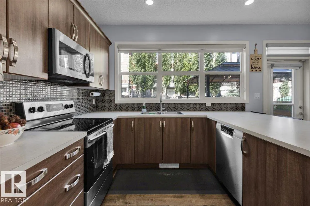 2585 COLE CR SW