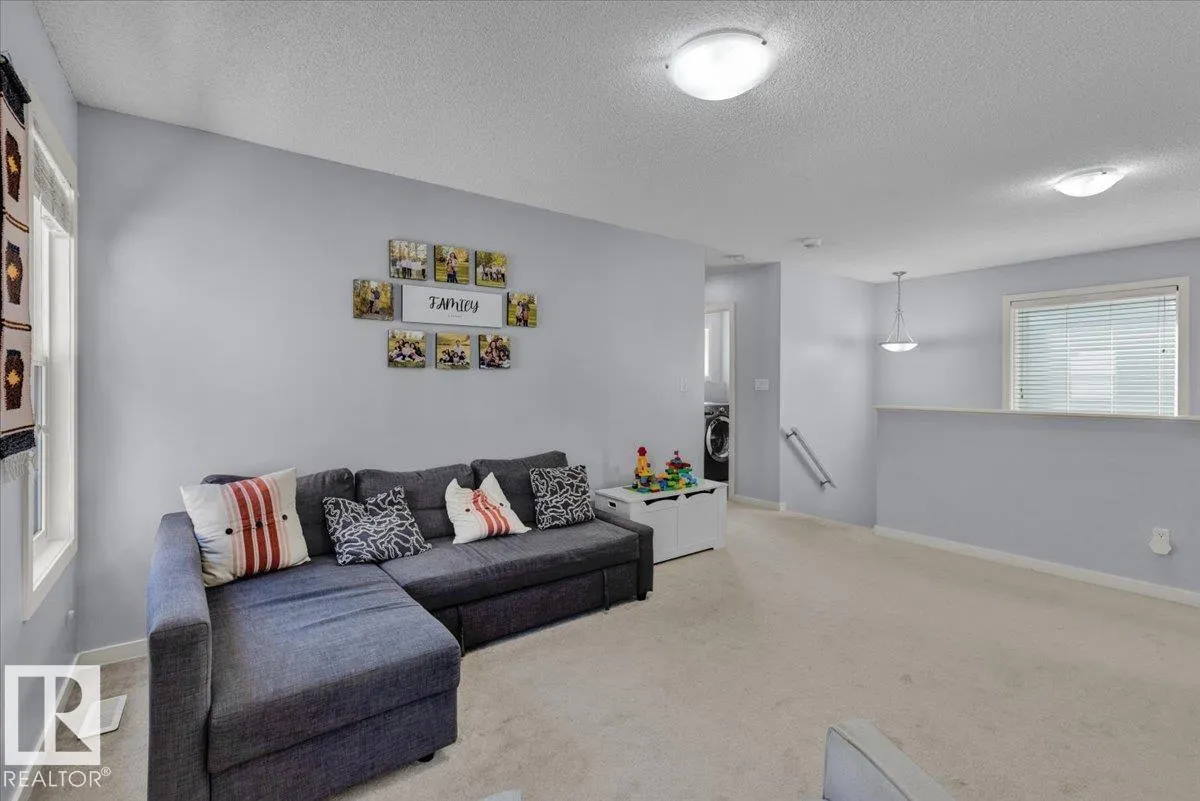 2585 COLE CR SW