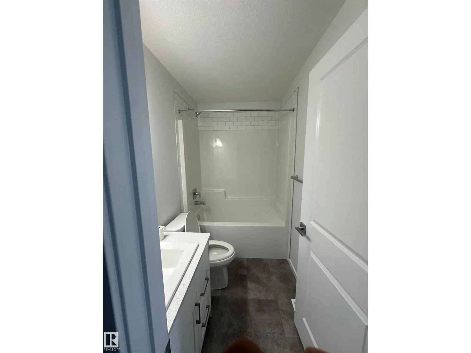 264 ORCHARDS BV SW