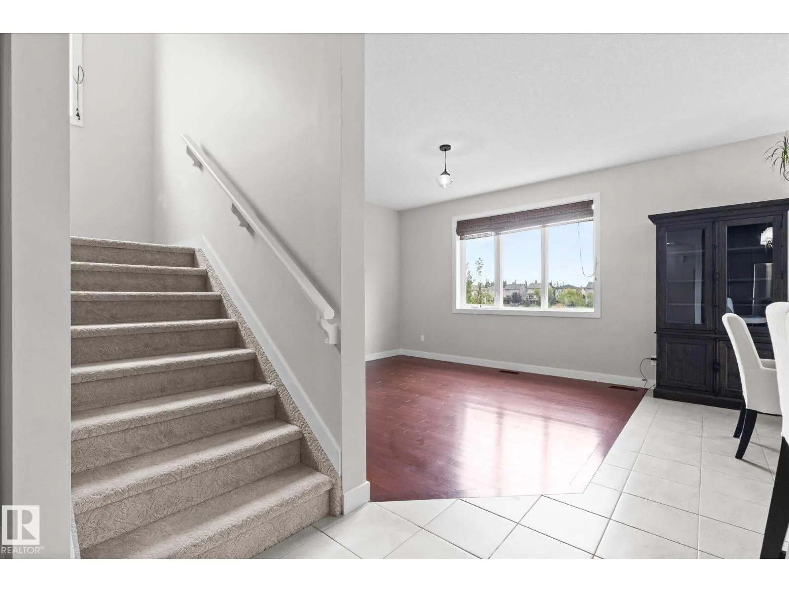 77 SPRUCE RIDGE DR