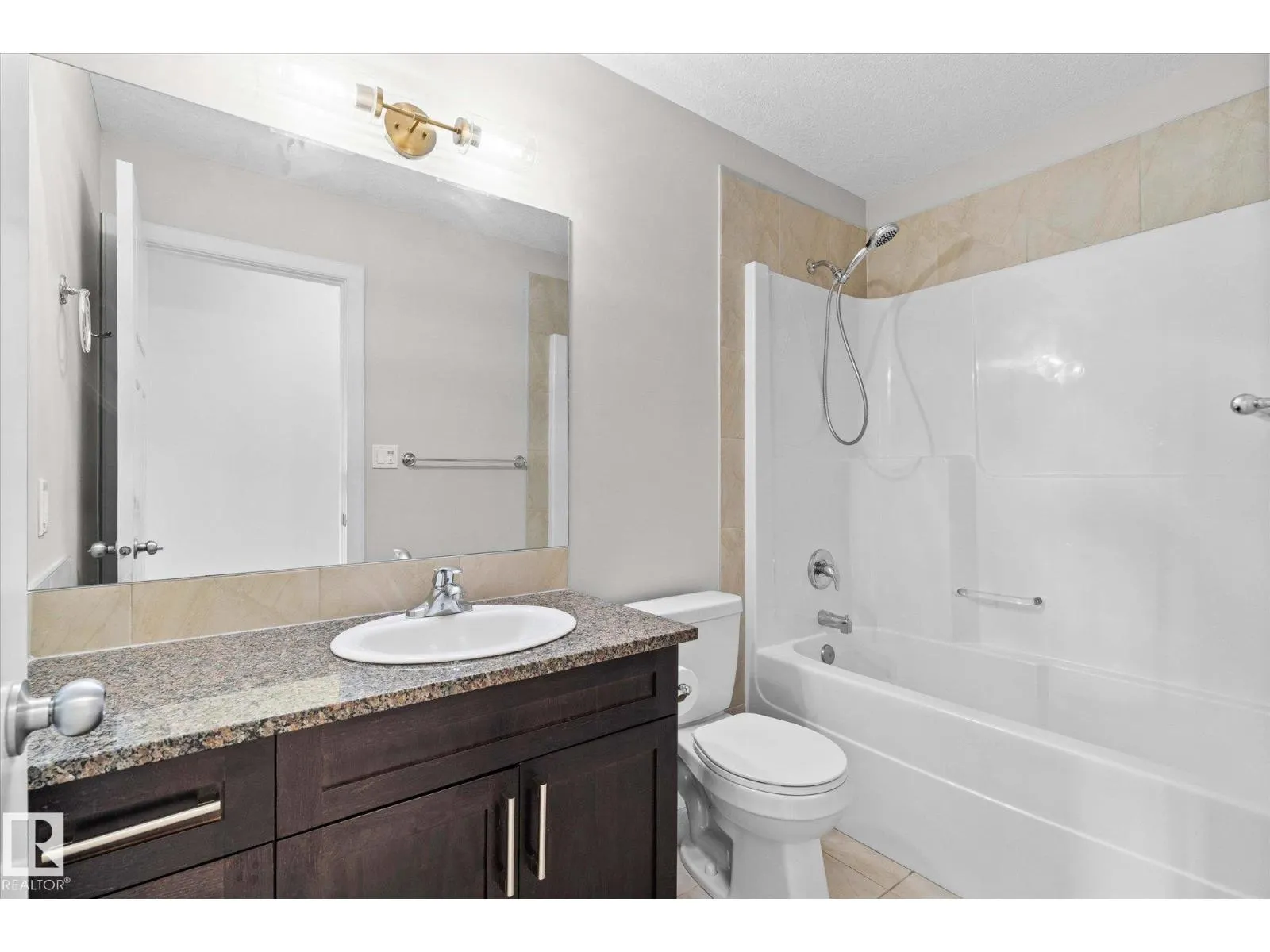77 SPRUCE RIDGE DR